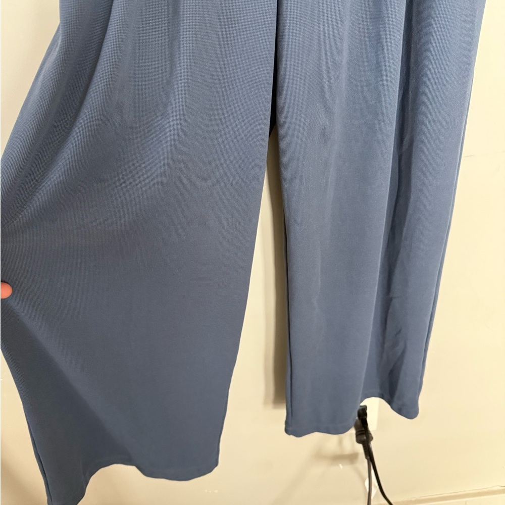 HALARA Women's Wide Leg Navy Pants - Picture 3 of 3